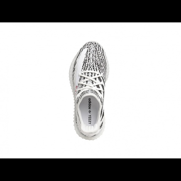 BNIB Yeezy 350 V2 - Picture 1 of 8